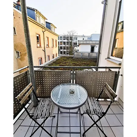Cf13 30m2 With Terrace Ac And Netflix * ハイデルベルク