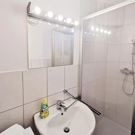 Cf13 30m2 With Terrace Ac And Netflix Διαμέρισμα *