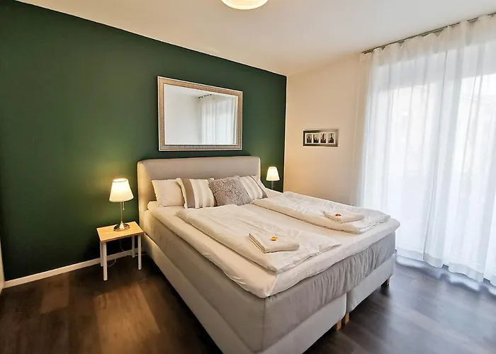 Apartment Cf13 30m2 With Terrace Ac And Netflix